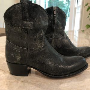 Black Vintage Leather Frye Boots size 7